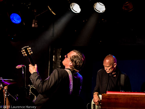Joe Bonamassa on guitar & Michael Rhodes on bass