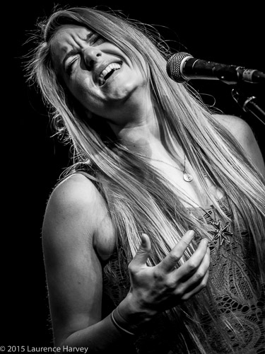 Jo Harman on vocals
