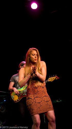 Jo Harman on vocals