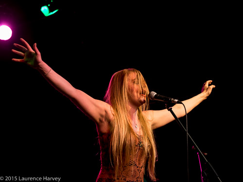 Jo Harman on vocals