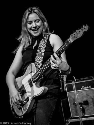 Joanne Shaw Taylor on guitar & vocals