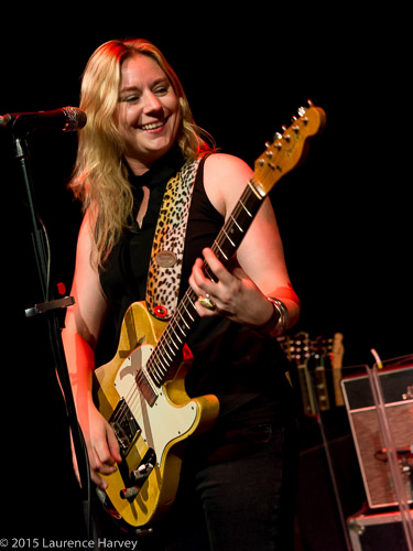 Joanne Shaw Taylor on guitar & vocals
