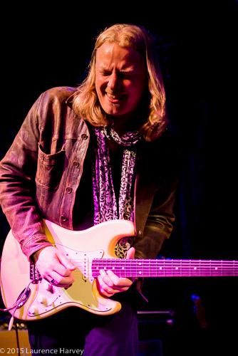 Matt Schofield on guitar & vocals