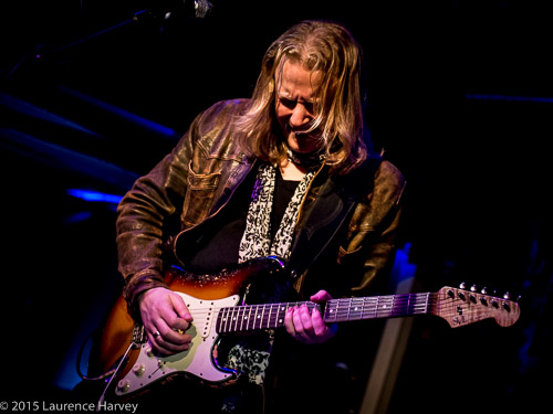 Matt Schofield on guitar & vocals