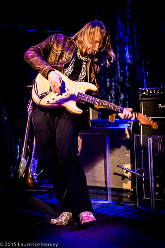 Matt Schofield on guitar & vocals