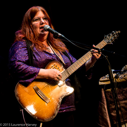 Octavia on guitar & vocals