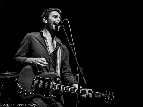 Ben Edwards on vocals & rhythm guitar
