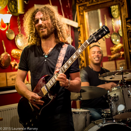 Andrew Knightley on guitar & vocals