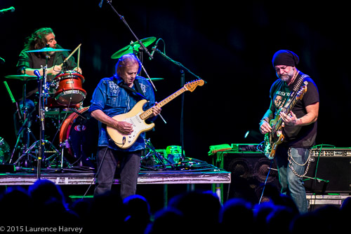 Walter Trout on guitar & vocals, Johnny Griparic on bass