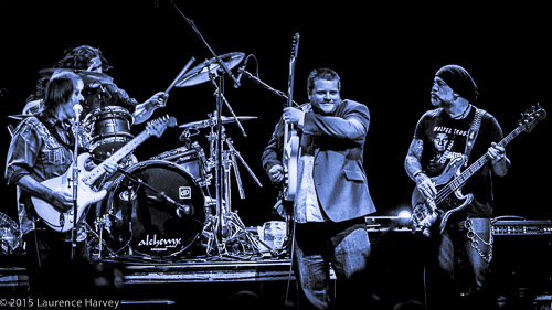 Danny Bryant on stage with Walter Trout & his band (Johnny Griparic on bass)