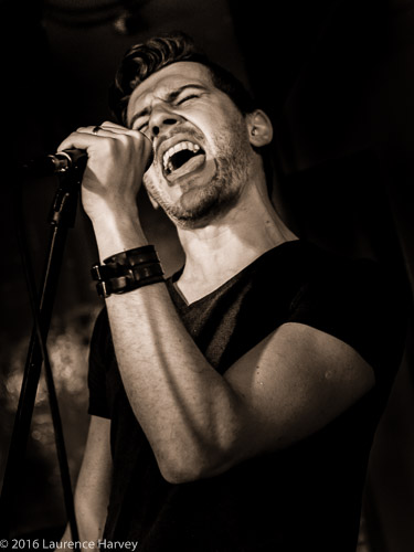 Paul Muir on vocals