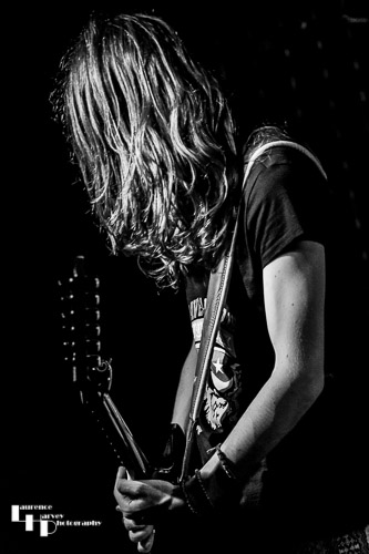 Aaron Keylock on guitar & vocals