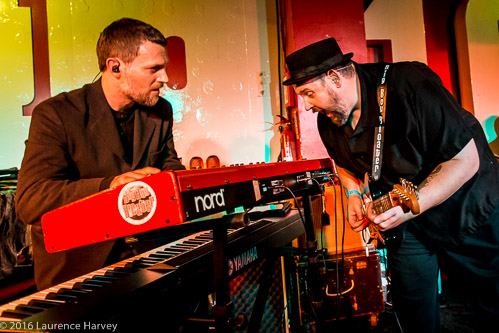 Big Boy Bloater on guitar & Dan Edwards on keyboards