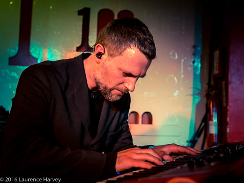 Dan Edwards on keyboards