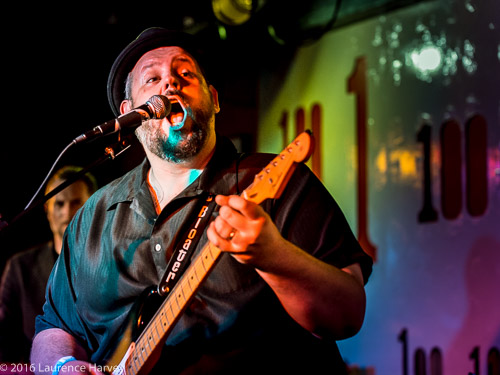 Big Boy Bloater on guitar & vocals