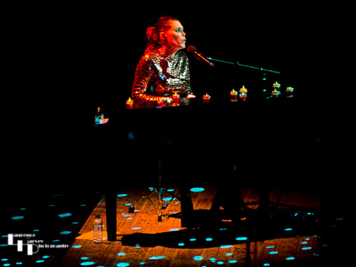 Beth Hart on vocals & keys