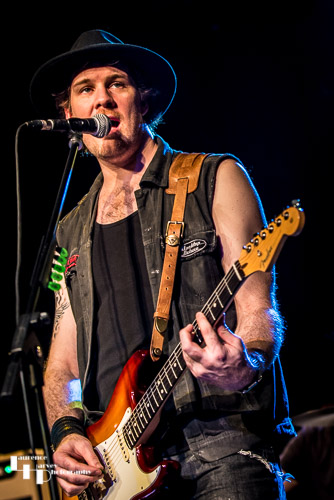 GB Bartlett on guitar & vocals
