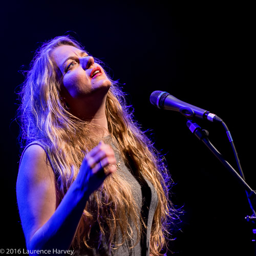 Jo Harman on vocals