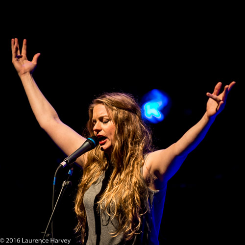 Jo Harman on vocals