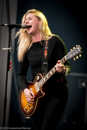 Joanne Shaw Taylor on guitar & vocals
