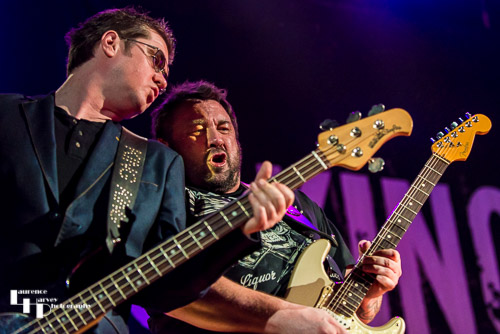Alan Nimmo on guitar & Lindsay Coulson on bass
