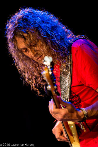 Stuart Uren on bass