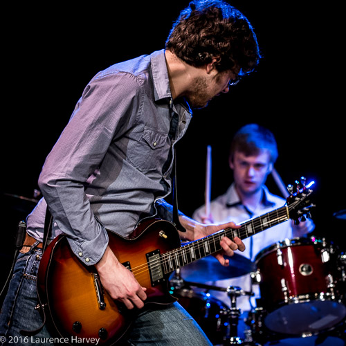 Andrew Pipe on guitar & Jamie Pipe on keyboards