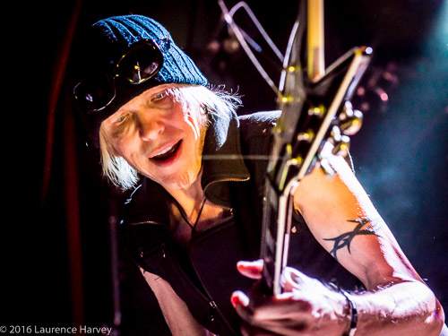 Michael Schenker on lead guitar