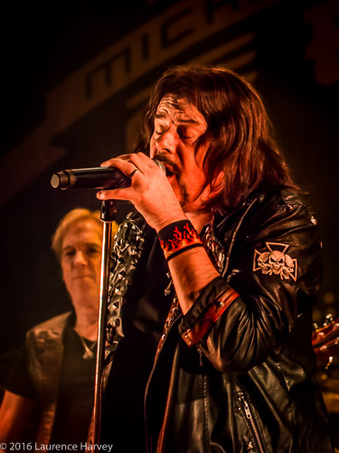Doogie White on vocals