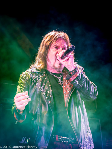 Doogie White on vocals