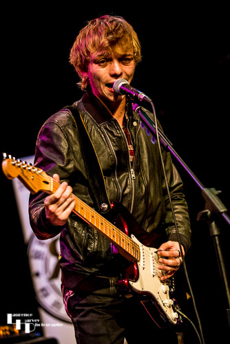Dan Spellman on rhythm guitar