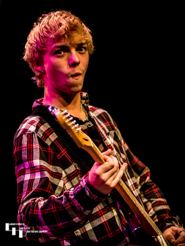 Dan Spellman on rhythm guitar