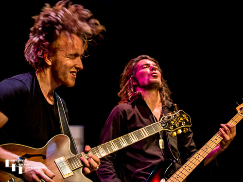 Alex Butler on lead guitar & Mike Topp on bass