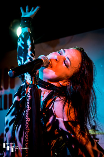 Stacie Collins on vocals