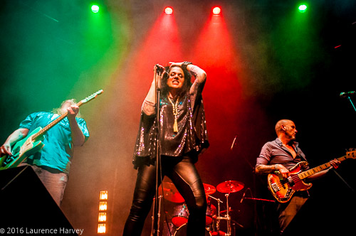 Sari Schorr & The Engine Room on stage at Norden Farm Arts Centre