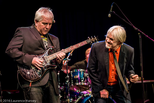 Bob Moore on guitar & Stuart 'Son' Maxwell on vocals