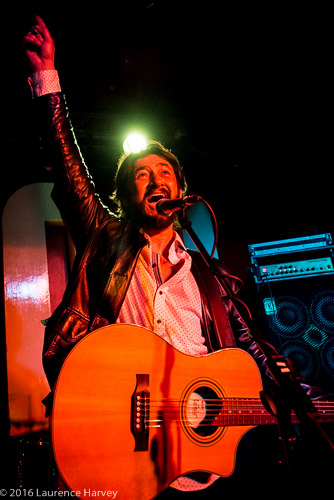 Jason Sweeney on lead vocals & acoustic guitar