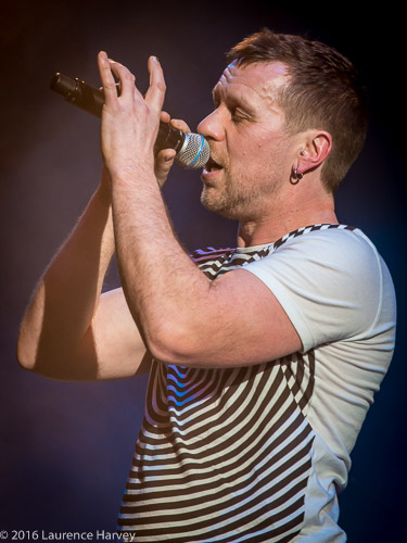 Tony Wright on vocals