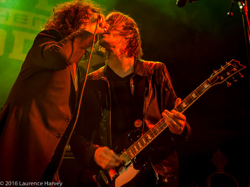 Venrez on vocals & Jason Womack on guitar