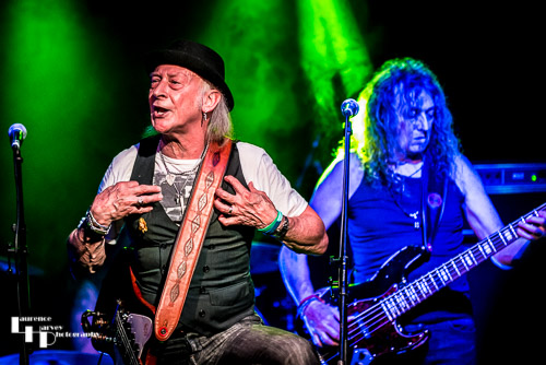 Del Bromham Blues Devils: Del Bromham on guitar & vocals