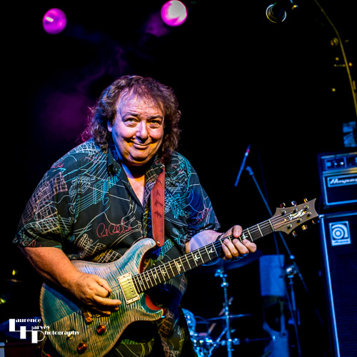 Bernie Marsden & Band: Bernie Marsden on guitar & vocals