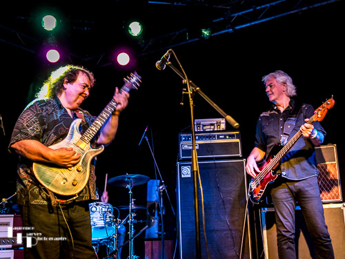 Bernie Marsden & Band: Bernie Marsden on guitar & vocals, Neil Murray on bass