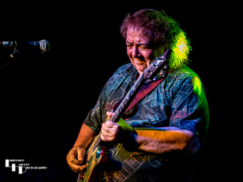Bernie Marsden & Band: Bernie Marsden on guitar & vocals
