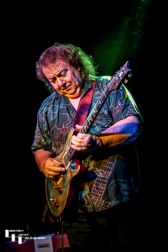 Bernie Marsden & Band: Bernie Marsden on guitar & vocals