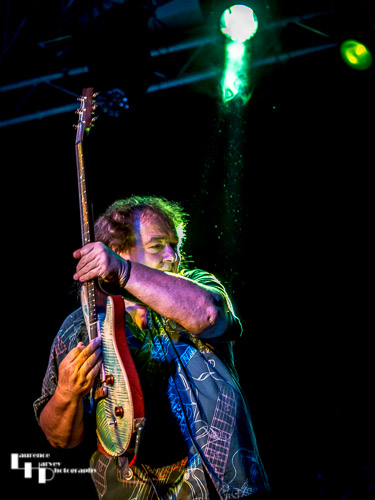 Bernie Marsden & Band: Bernie Marsden on guitar & vocals