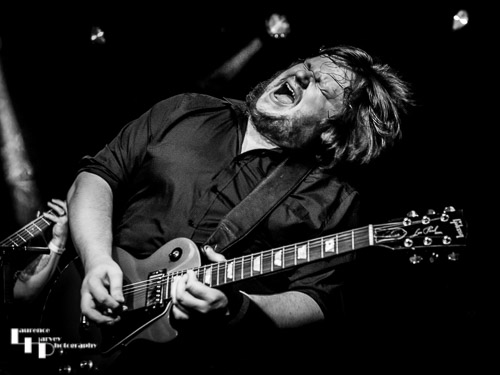 Catfish: Matt Long on guitar & vocals