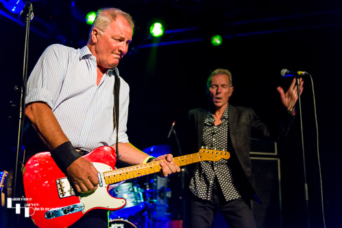 Dr Feelgood: Steve Walwyn on guitar