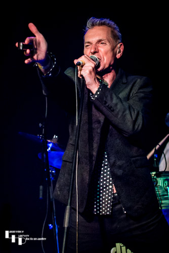 Dr Feelgood: Robert Kane on vocals