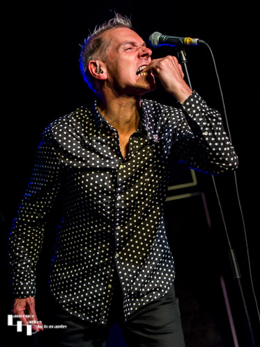 Dr Feelgood: Robert Kane on vocals