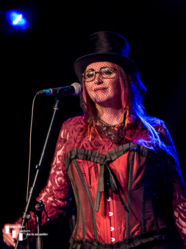 Hitman Blues Band: Joanne Alexander on backing vocals